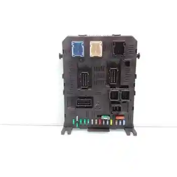 

9658158480 , 2004H02 , 216760315B , 281133426A ,281133963A1 CASE RELAYS/FUSES CITROEN C4 SALOON