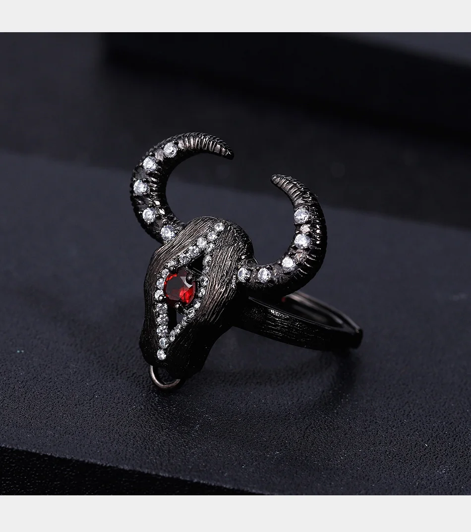 GEM'S BALLET 925 Sterling Silver Handmade Bull Head Ring Natural Red Garnet Gemstone Open Adjustable Ring For Women Fine Jewelry