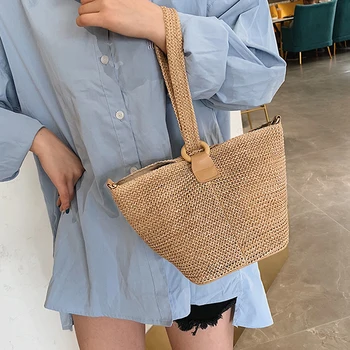 

2020 Summer Women Beach Hand-woven Handbag Rattan Straw Woven Bag Crossbody Holiday Beach Circle Retro Handbag