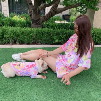

Spring and summer new cat pet parent-child tie-dye t-shirt female Korean version of the dog two-legged adult T-shirt skirt