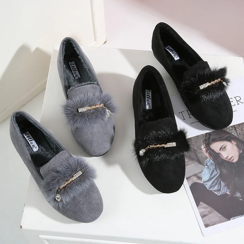 

2019 Small 3233 Flat Moccosins Outer Wear Slip-on Lazy Fluffy Shoes Women's Large Size 4243 Fertilizer Wide Fat