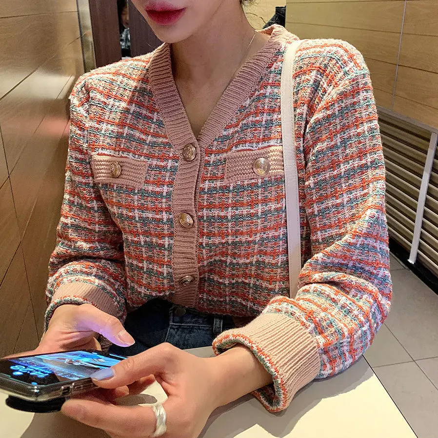 

Graceful 2020 Autumn and Winter Korean Style Elegant Color Short nv wai tao Plaid Knitted Cardigan Top