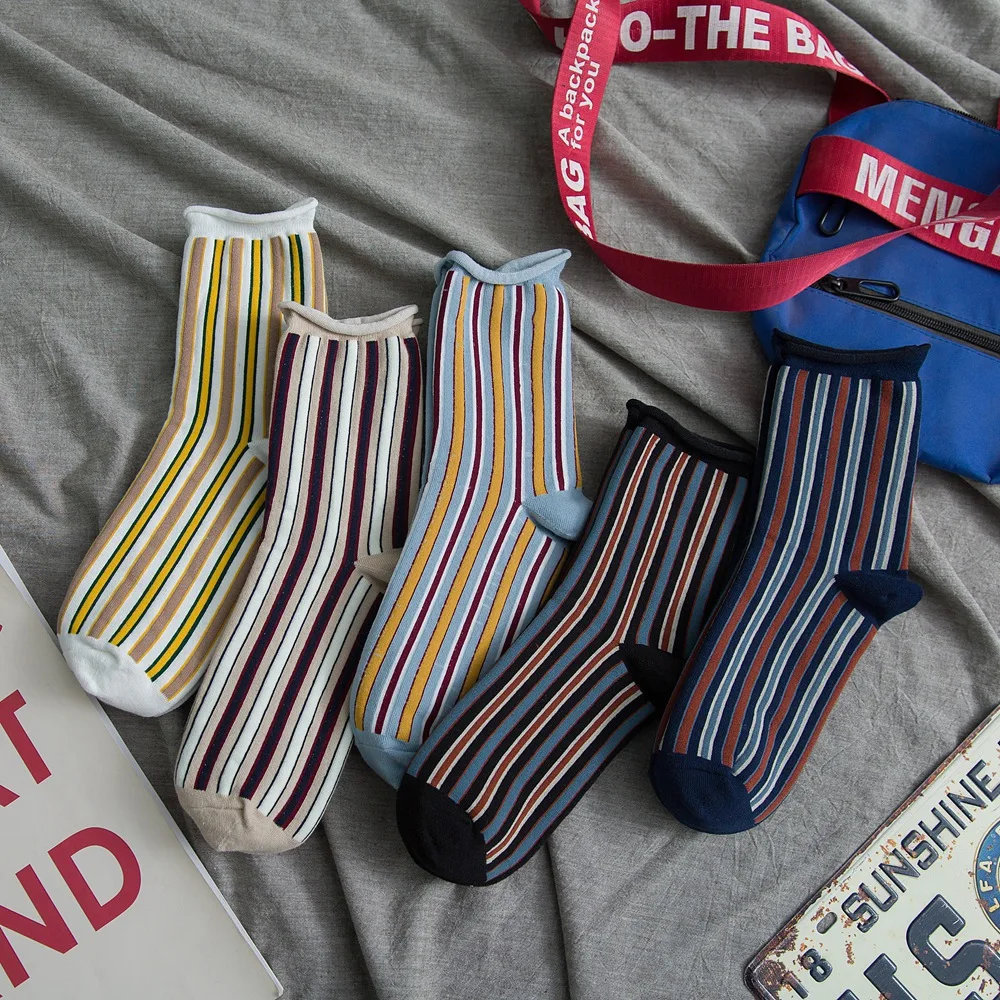 

Women Fashion Kawaii Striped Socks Autumn Winter Vertical Stripe Cotton Sock Jacquard Korean Woman Crew Socks