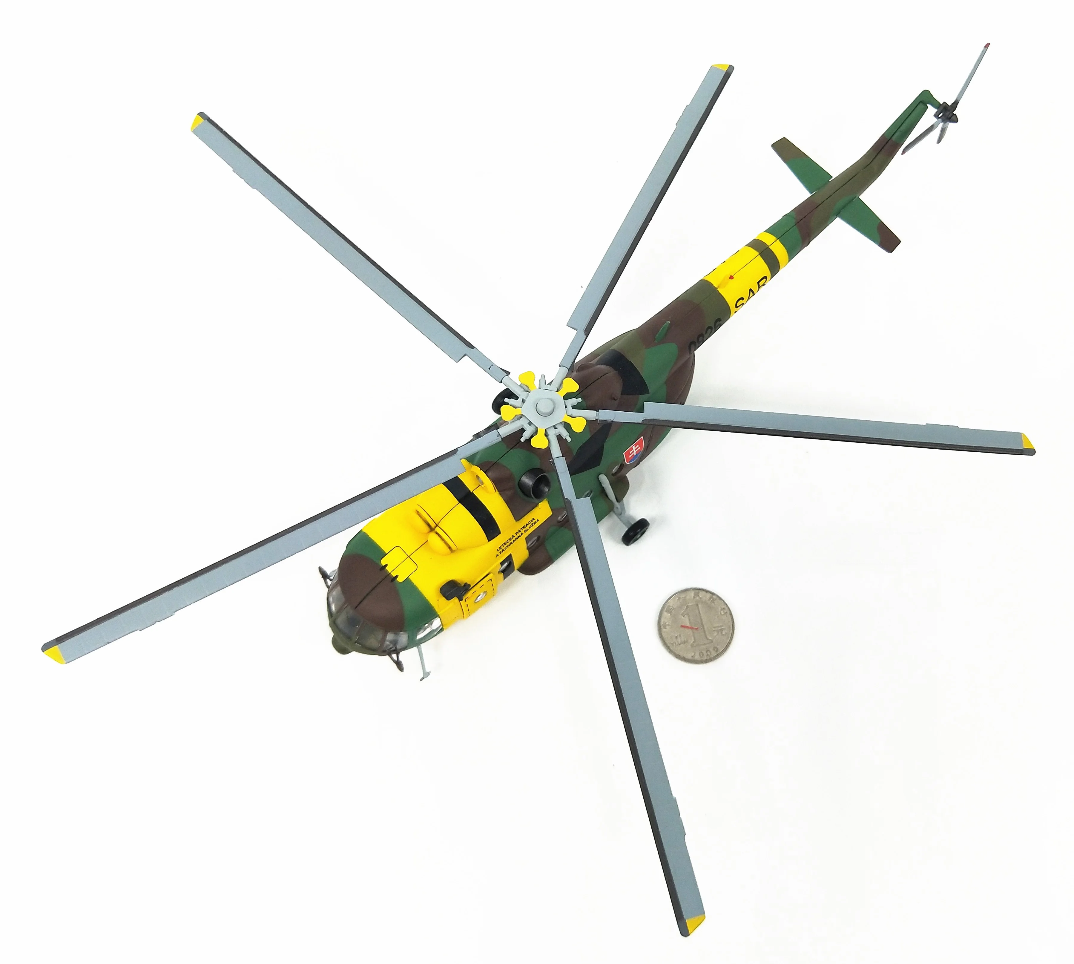 Fine 1: 72 MI-17 модель вертолета в России, ср. ВВС Готовая модель самолета из сплава коллекция