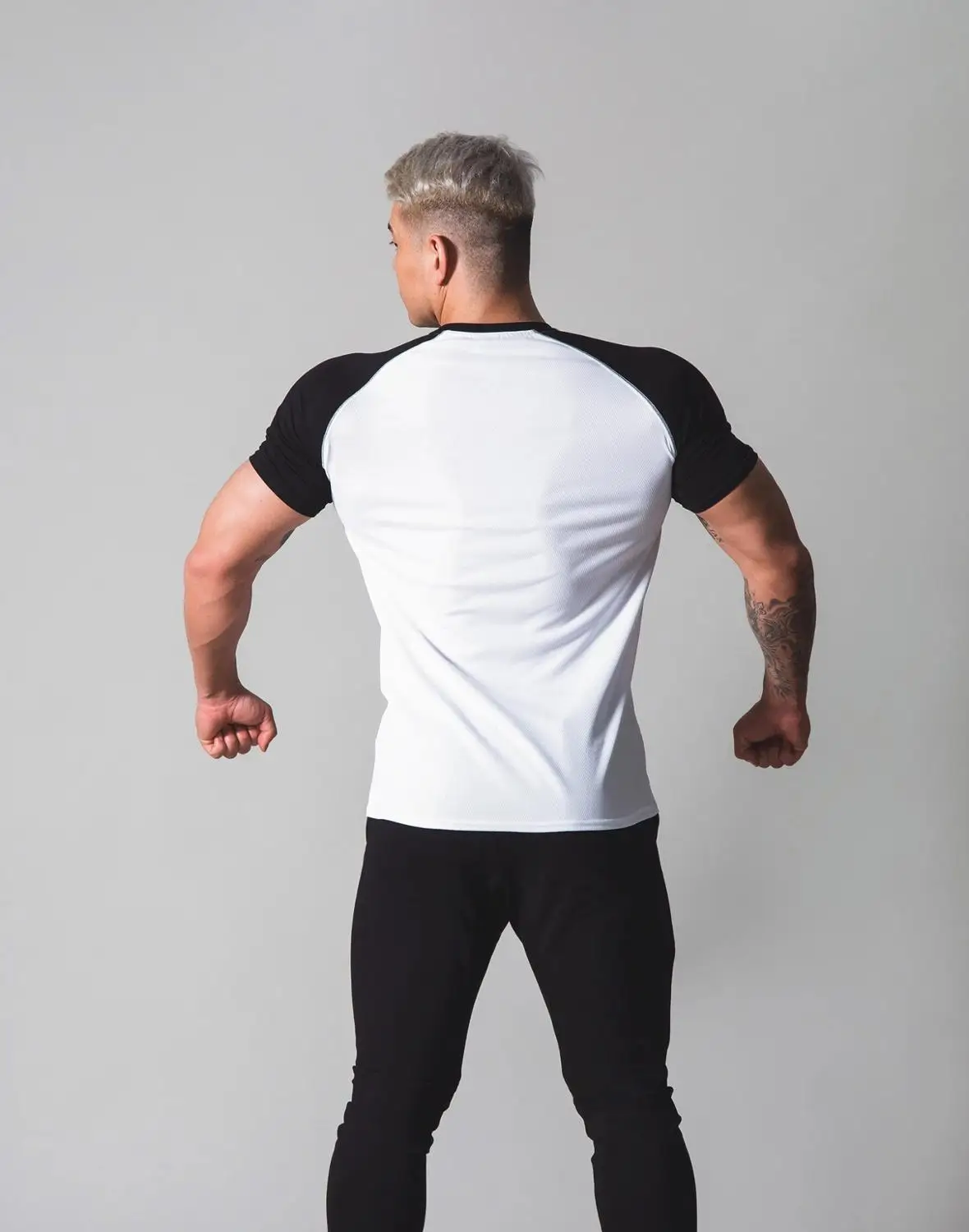 JAPAN Gym Fitness T Shirt Men Running Sport T-shirt Short Sleeve Slim Fit Shirt Tee Top Male Bodybuilding Workout Brand Clothing 5