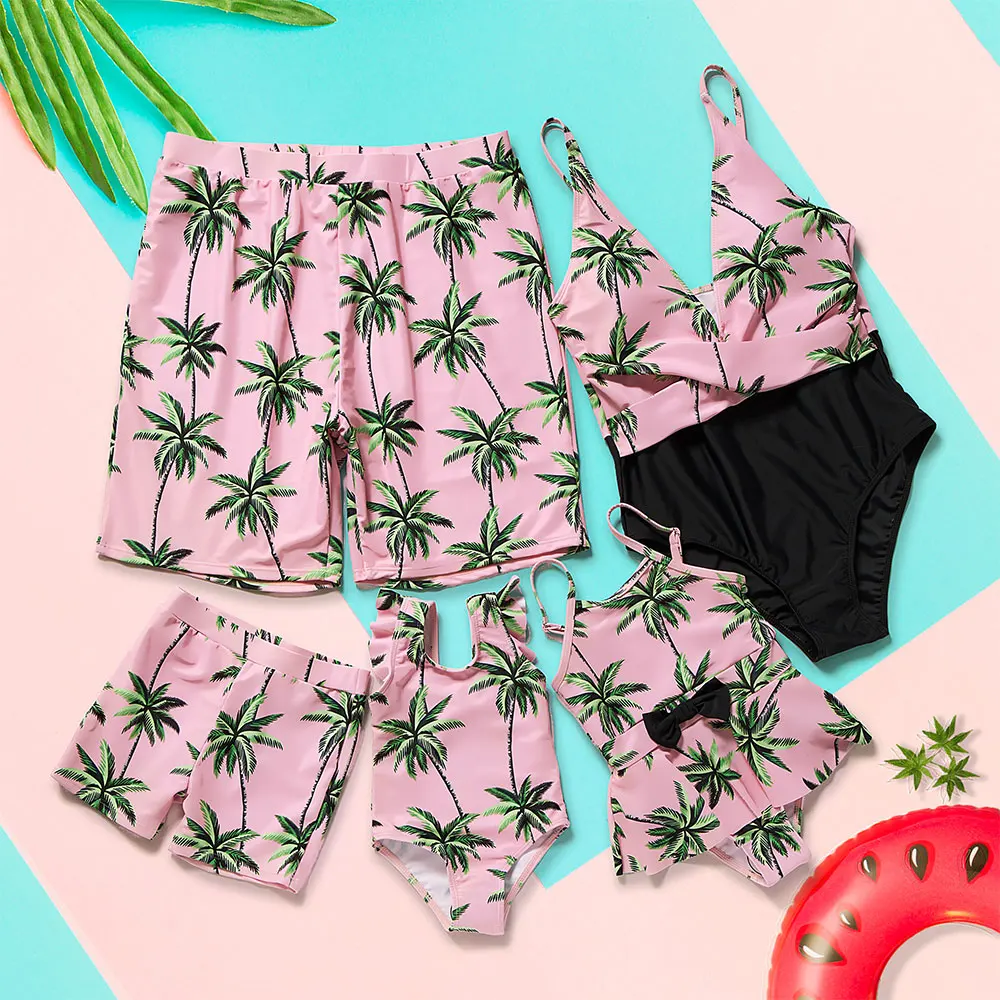 

Sand Beach Family Swimsuits Tank Mother Daughter Matching Swimwear Mommy Dad and Me Clothes Outfits Look Father Son Swim Shorts