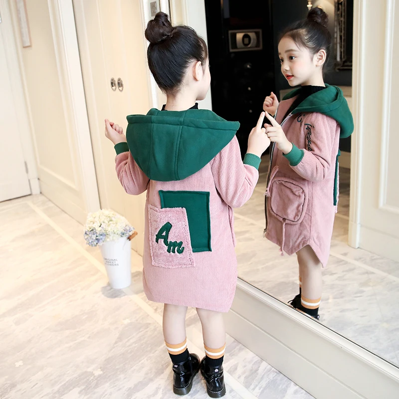 Вельветовая куртка с хлопковой подкладкой для девочек; сезон осень-зима; Новое Детское модное бархатное утепленное Стеганое пальто; Верхняя одежда для детей-подростков; B380