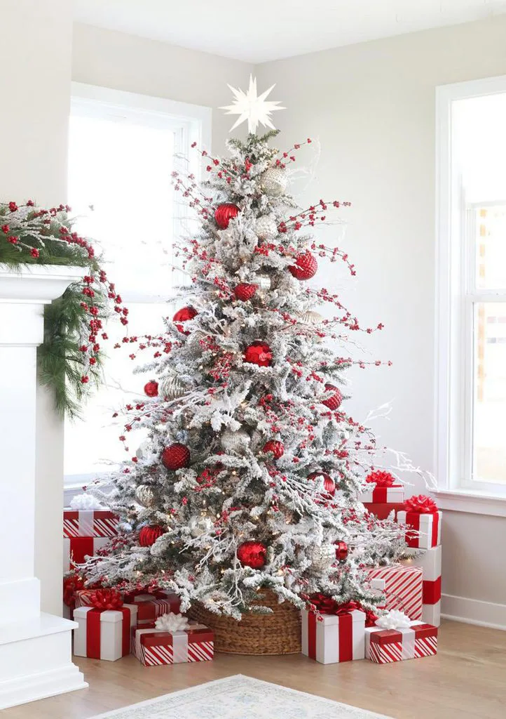 red-and-white-flocked-christmas-tree-768x1089