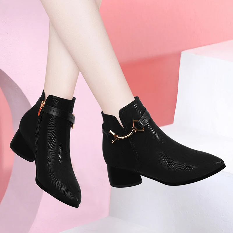 

Dunhu Europe And America Pointed Toe Chunky Heel Short Boots Women's 2019 Autumn And Winter New Style Martin Boots Ankle Boots A