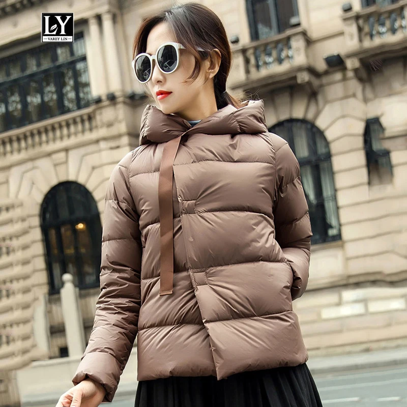 

Ly Varey Lin Winter Short Down Jacket Women Ultra Light 90% White Duck Down Hooded Parka Female Casual Covered Button Outwear
