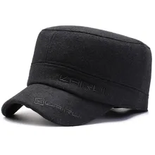 Новое поступление осень-зима мужские теплые вышитые плоские бейсболки ветрозащитные наушники козырьки шляпа бейсболка