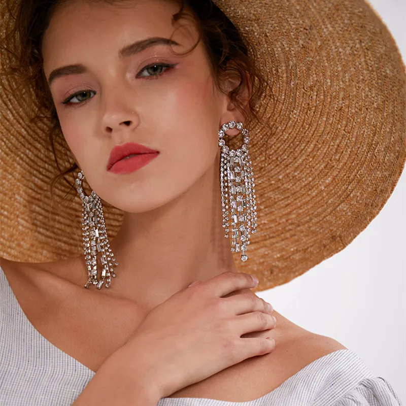

Perfect Quality Shiny Rhinestone Chain Tassel Dangle Earrings for Women Fashion Jewelry Trendy Statement Earrings Accessories