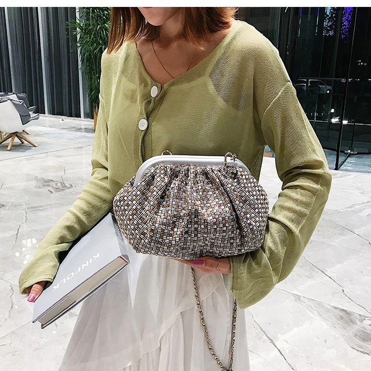 New Ladies Dumplings Package Simple Solid Fashion Trend Wild Personality Chain Shoulder Messenger Bag Chic Clutch and Purse