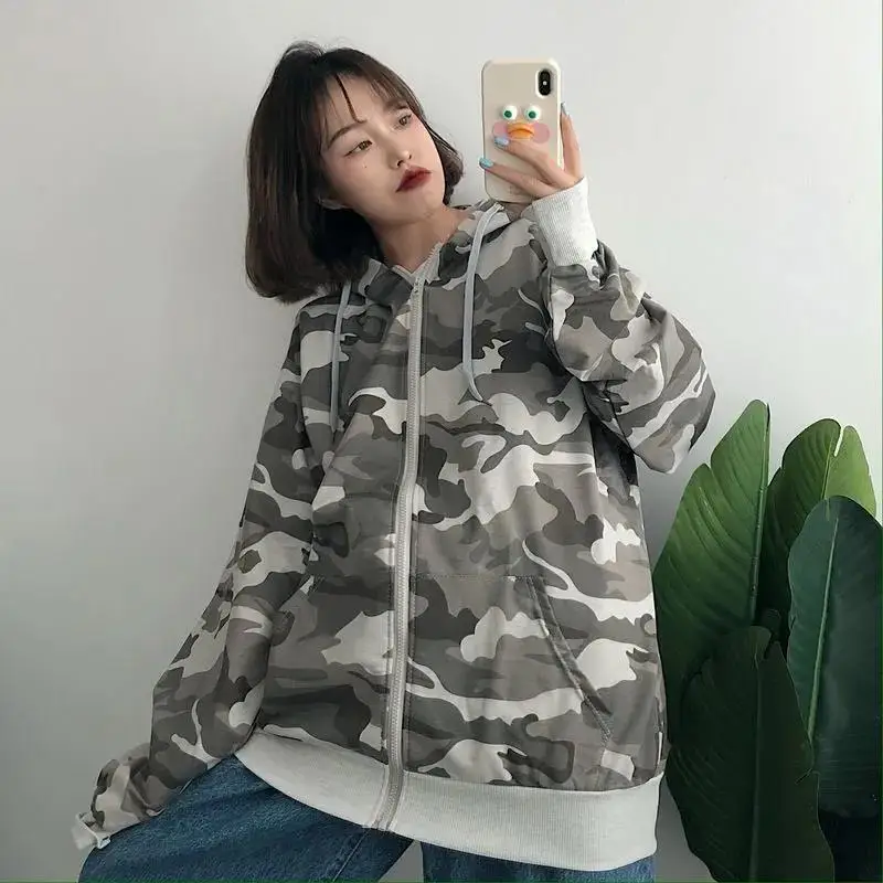 Black Cartoon Bear Hoodie Streetwear Hip Hop Women Gothic Sweatshirts Casual Autumn High Street Hoodies Funny Harajuku Tops Male black sweatshirt