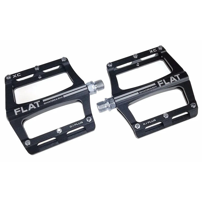 2Pcs MTB Bicycle Pedals Large Widen Aluminum Alloy Bearings Anti-slip Spikes Mountain Bike Pedal Outdoor Cycling Accessories Kit