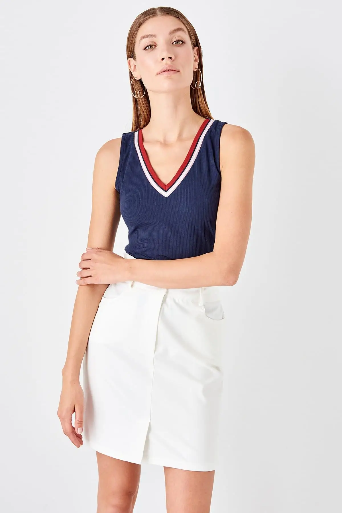 

Trendyol White Button Skirt TWOSS19ET0088