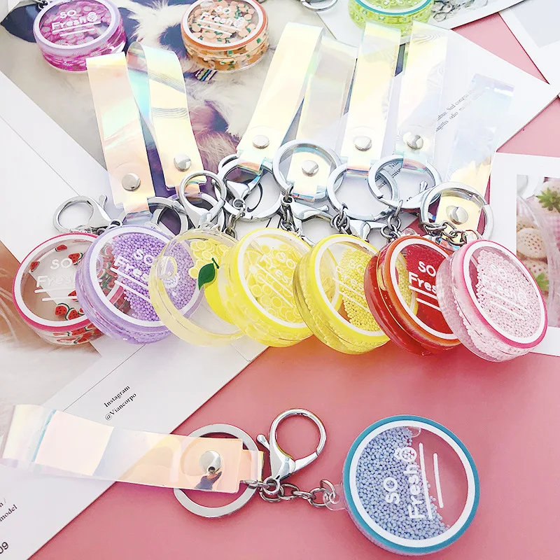 

Cute Acrylic Fruit Quicksand Bottle Key Chain Moving Liquid Key Ring Glitter Quicksand Keychain Car Key Pendant Creative Gift