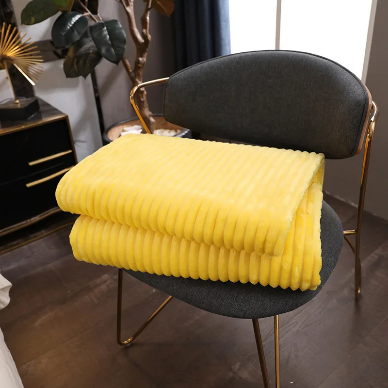 11881730345_751833647