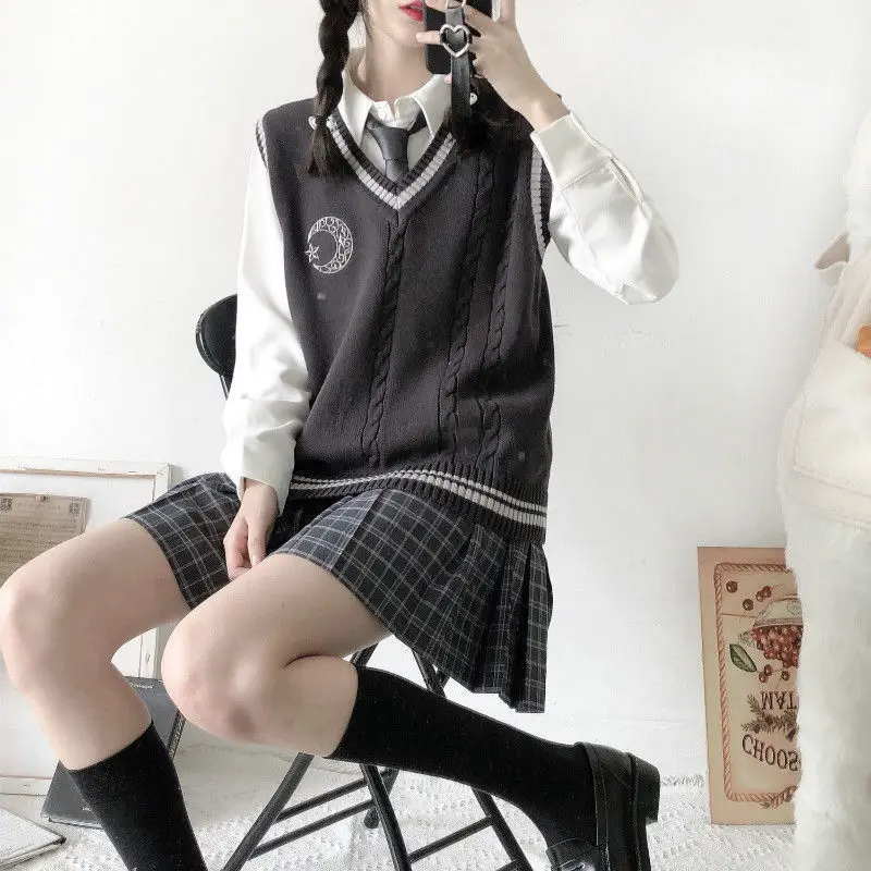 

Preppy Style Autumn Winter New Contrast Color JK Sweater Vest Female Student Korean Loose Sleeveless Sweater School Girl