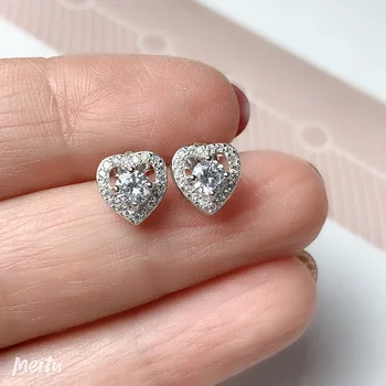 

MeiBaPJ 4mm D Color Natural Diamond Love Heart Stud Earrings 925 Sterling Silver Fine Wedding Jewelry for Women