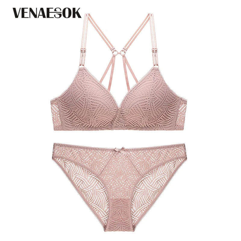 New Black Bra and Panties Set Sexy Deep V Women Lingerie Set Thin Brassiere Wire Free Embroider Bra Lace Underwear Set White