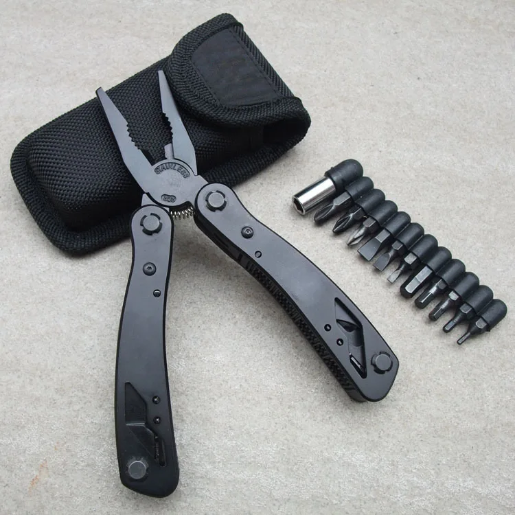 

Currently Available Stainless Steel Black New Style Multifunction Pliers Outdoor Multi-Purpose Tool Clamp Multi-functional dao q