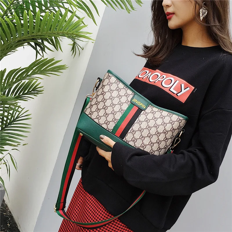 

2018 New Style Europe And America Retro Crossbody Bag Wide-Strap GD Printed Lettered Bag Outdoor Casual Travel Bag