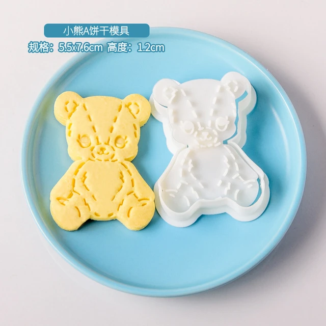 Cartoon Bear Cookie Cutter and Fondant Embosser 3D Cute Animal Little Bear  Shaped Biscuit Cutting Mold DIY Cake Baking Supplies