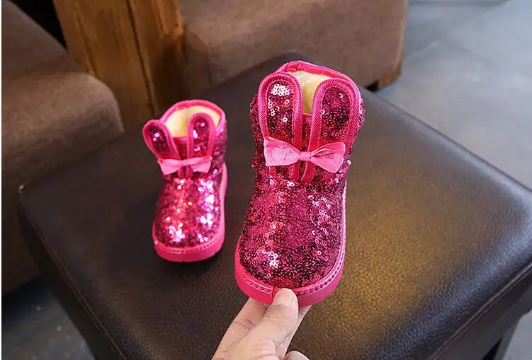 Новые зимние ботинки для девушки, детские зимние сапоги детские кожаные резиновые сапоги с блестками, обувь с мехом, сапоги принцессы для маленьких девочек