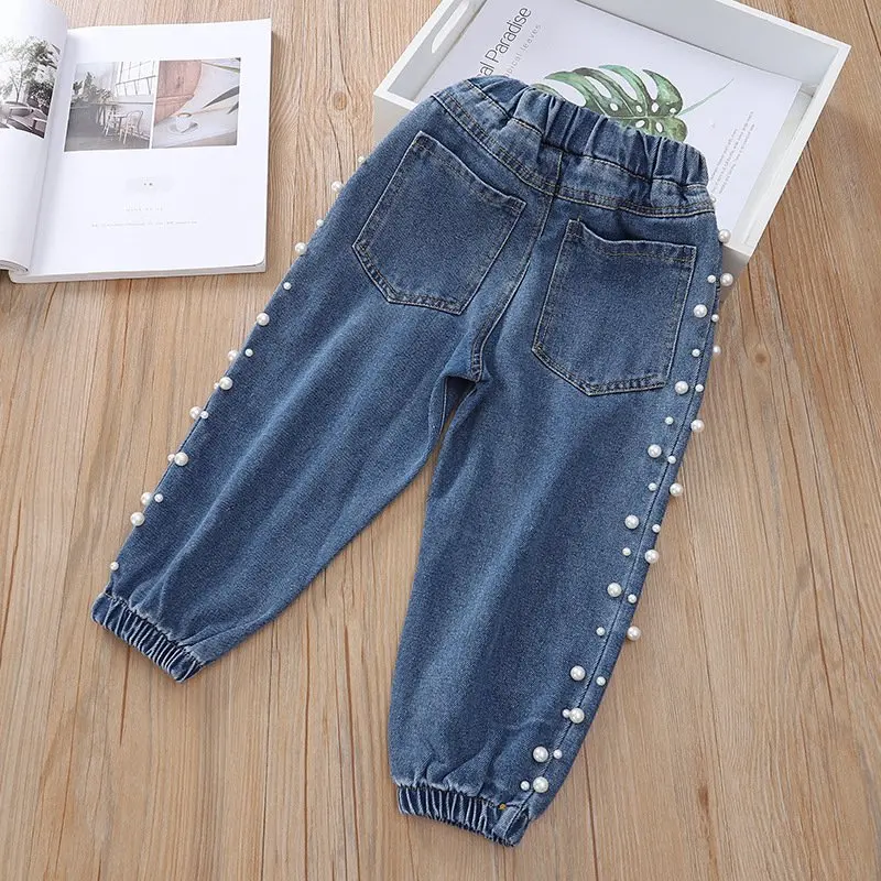Новинка года; Модные осенние джинсы с жемчужинами и бусинами Длинные свободные штаны для девочек; детские джинсы; брюки; S9742