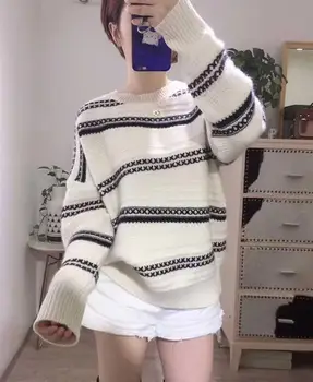 

BELIARST Autumn and Winter New Round Neck Loose Black and White Striped Sweater Women Thick Pullover Sweater Cashmere Sweater