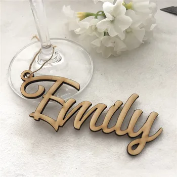 

50pcs/lot Custom Wedding Table Signs Personalized Name Place Card Sign Wooden Wedding Party Table Decoration Sign Wedding Favors