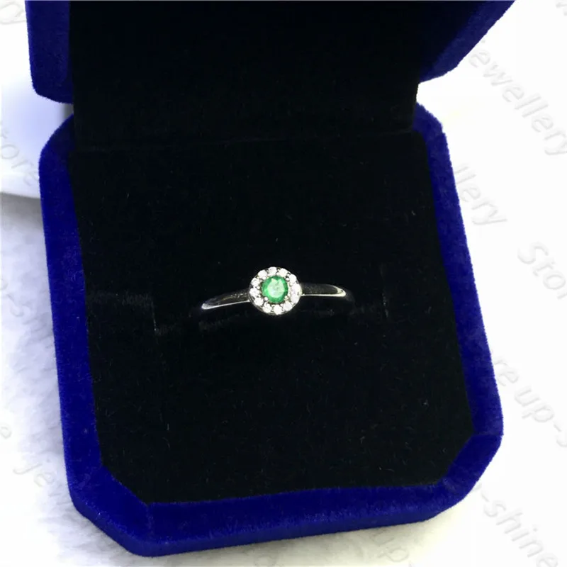 

Women's new ring natural emerald ring 925 silver simple design fresh and lovely style