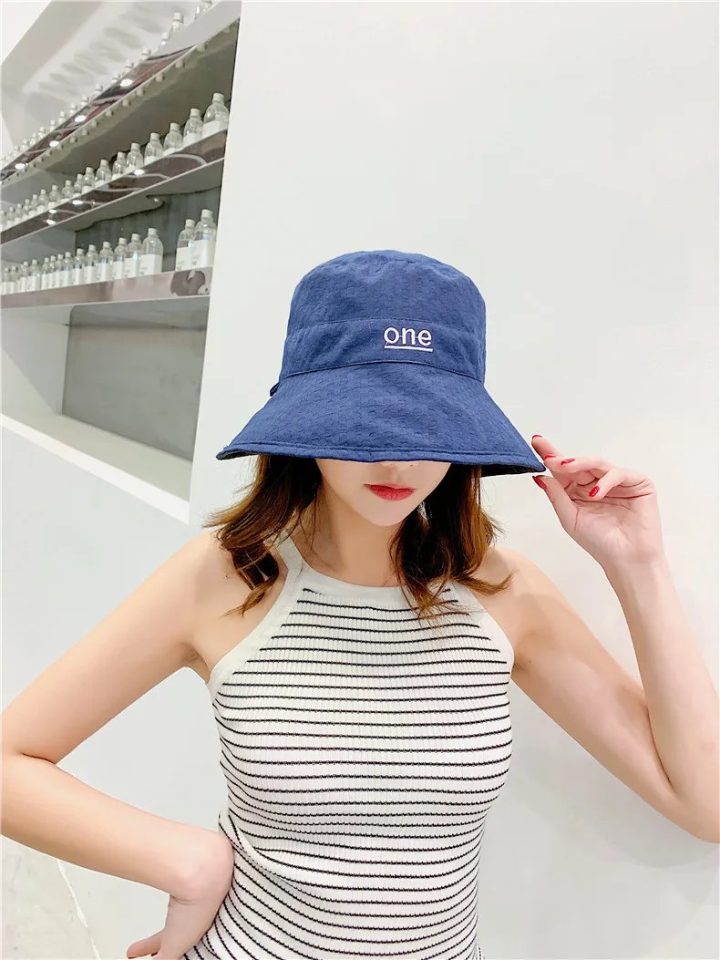 New fashionable men's fashion embroidery letter fish cap male female male female English