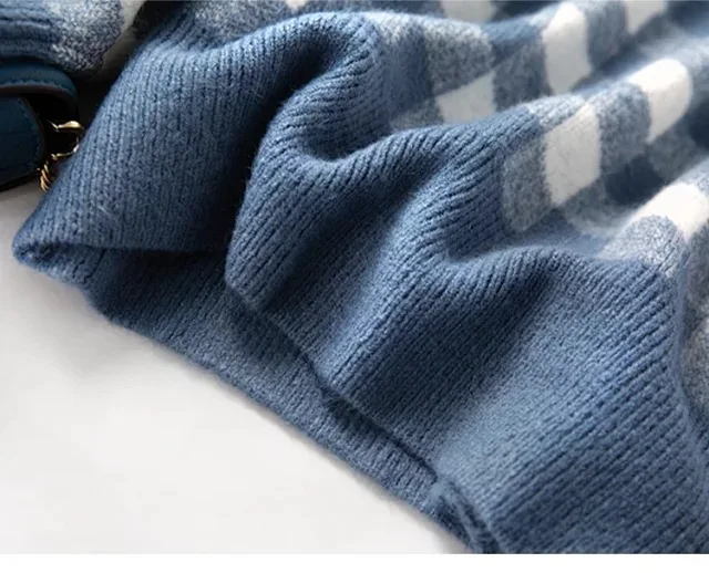 Vintage check round neck sweater alpaca blend sweater French brand women's winter sweater