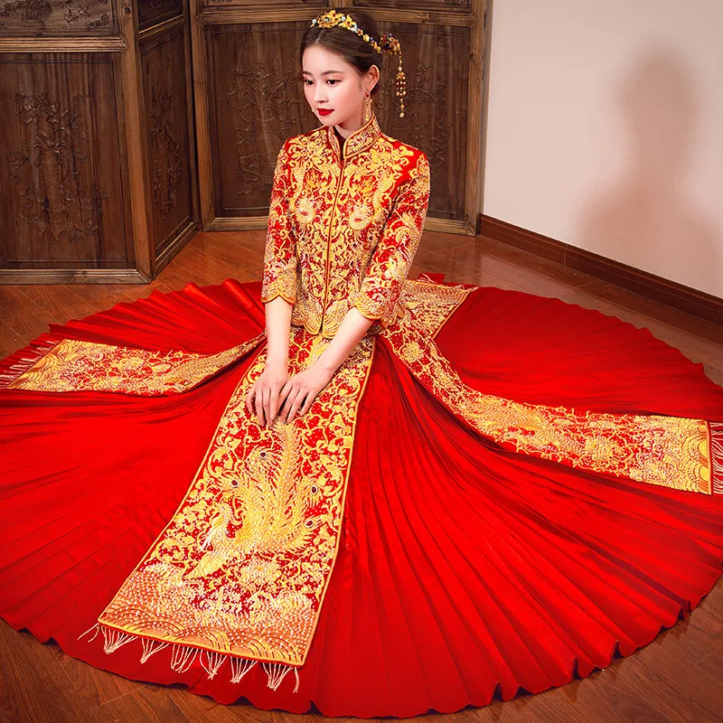 

Traditional Chinese Wedding Dress Oriental Lady Red Embroidery Qipao Vestidos Vintage Asian Bride Marriage Cheongsam Suit