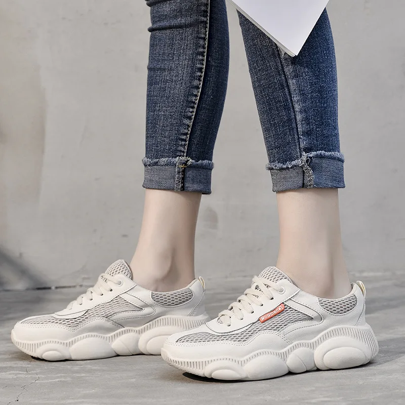 

2019 Spring New Style Punched Sheet Surface Large Size Online Celebrity Casual Sports Couples bear xie INS Dad White Shoes