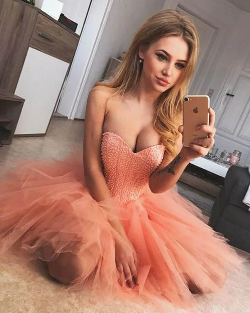 

2019 Coral Cocktail Dresses Short Beaded Ruffles Tulle Skirt Sweetheart Corset Back Lovely Homecoming Dresses Prom Party Gowns