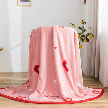 

NEW Fashion Love bedspread blanket 200x230cm High Density Super Soft Flannel Blanket to on for the sofa/Bed/Car Portable Plaids