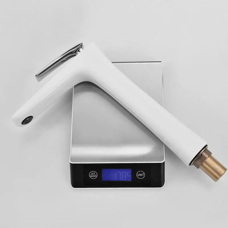 Современный латунный смеситель на раковину смесители для воды элегантный дизайн