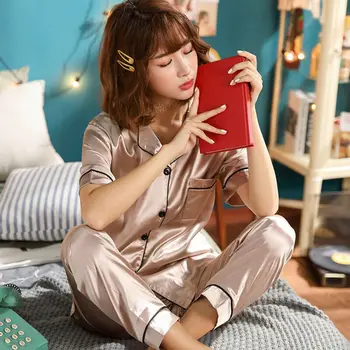 

2-Piece Sexy Women's Solid Short Sleeves Pajamas Satin Top Pants Smooth Soft Nightwear Sets