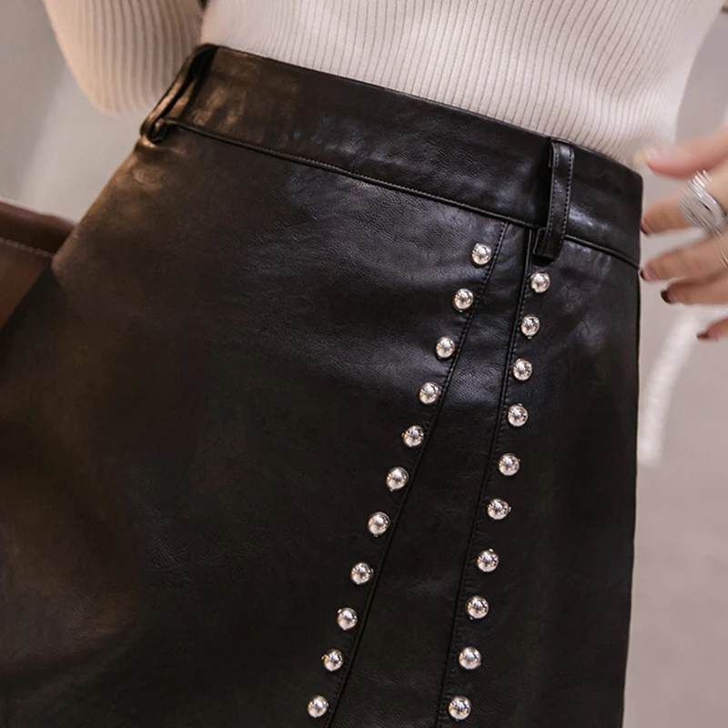 Женская мини-юбка из искусственной кожи с заклепками и высокой талией трапециевидной формы, черная юбка с заклепками в стиле панк