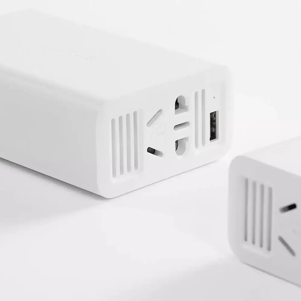 Портативный автомобильный преобразователь напряжения Smartmi 100 Вт постоянного