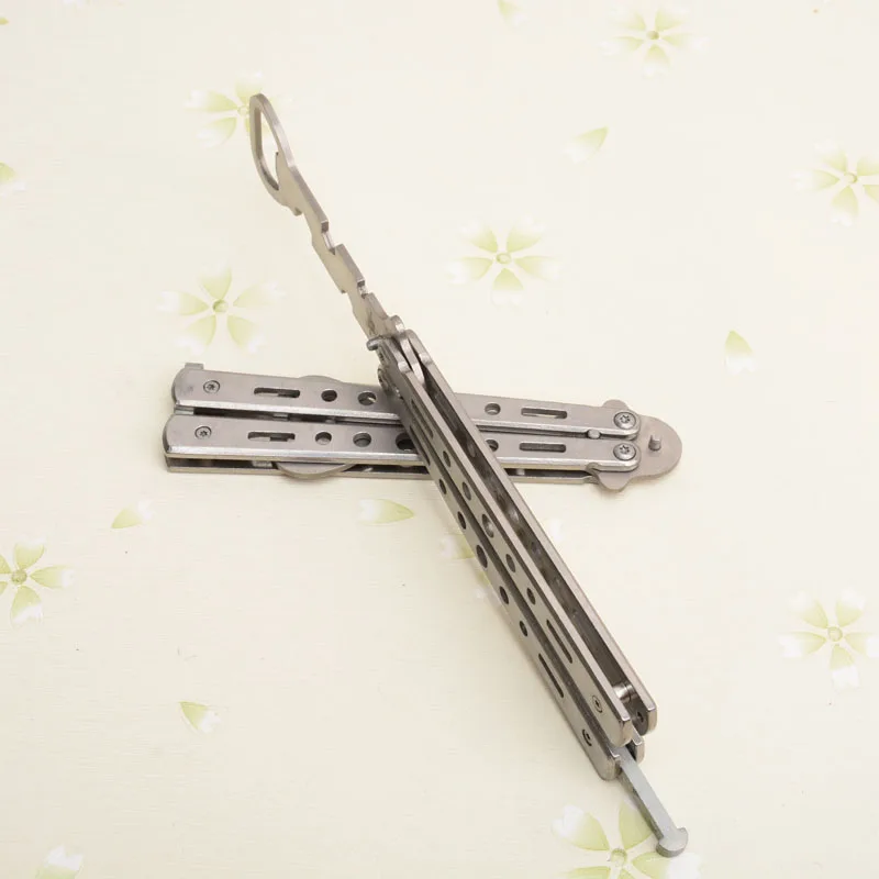 High quality Blade knife Train butterfly swinging knives aluminum handle workout tool knifes oxidized black CS GO game tool