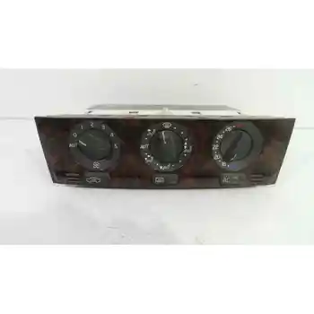

889558 1988226 command Climate Volvo S40 Saloon
