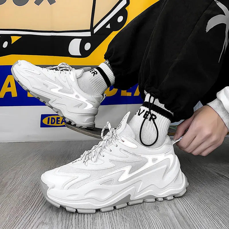 

Men's Platform Sneakers 2021 New Fashion Breathable White Men Chunky Shoes Trainers Street Style Male Footwear Zapatillas Hombre