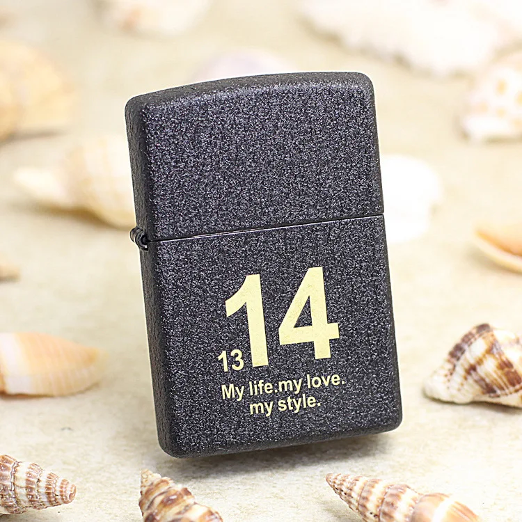 Оригинальная зажигалка Zippo медная ветрозащитная черная матовая 1314 г. керосиновая