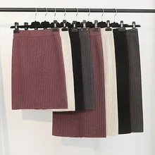 Женские юбки с эластичной лентой 60-80 см, осенне-зимняя теплая трикотажная прямая юбка в рубчик, юбка средней длины черного цвета