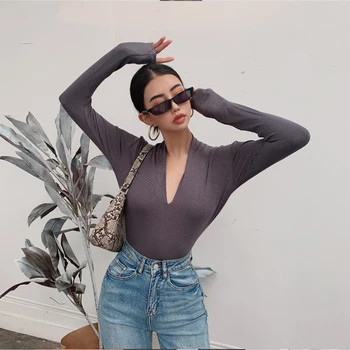 

Woman V neck long sleeve basic jumpsuit