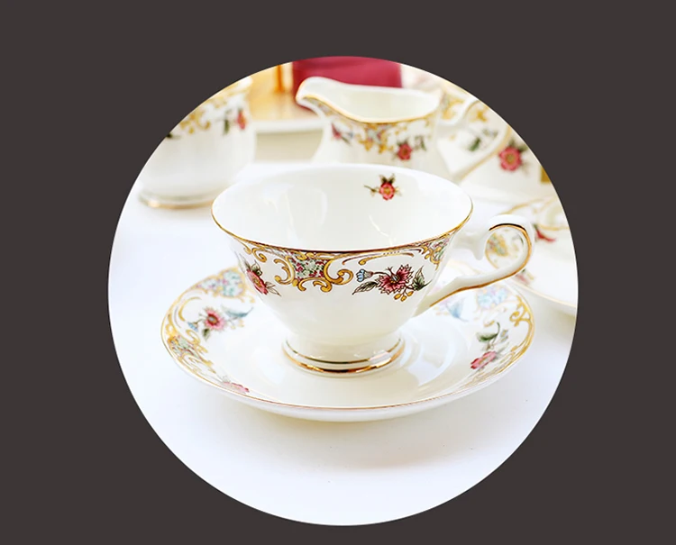 Ceramic Coffee Cups Set European Small Luxury Bone china Afternoon Tea set Flower Tea Cup & Saucer Household Kitchen accessories
